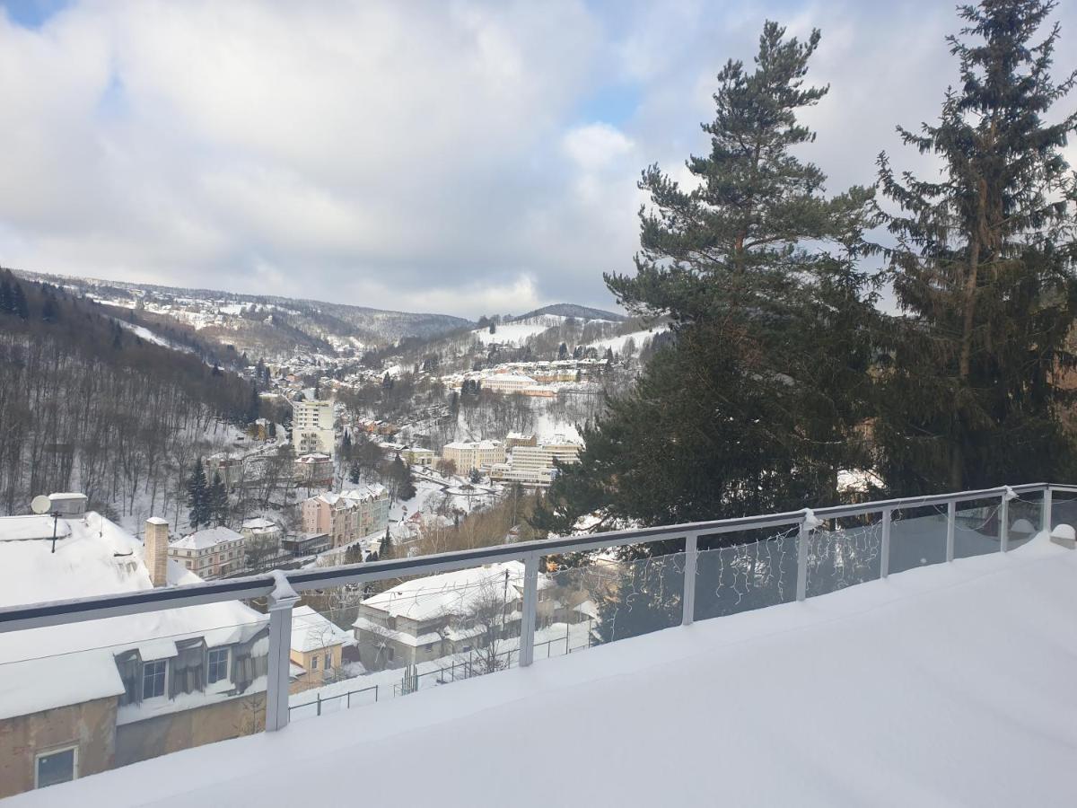 Hotel Panorama ยาคีมอฟ ภายนอก รูปภาพ