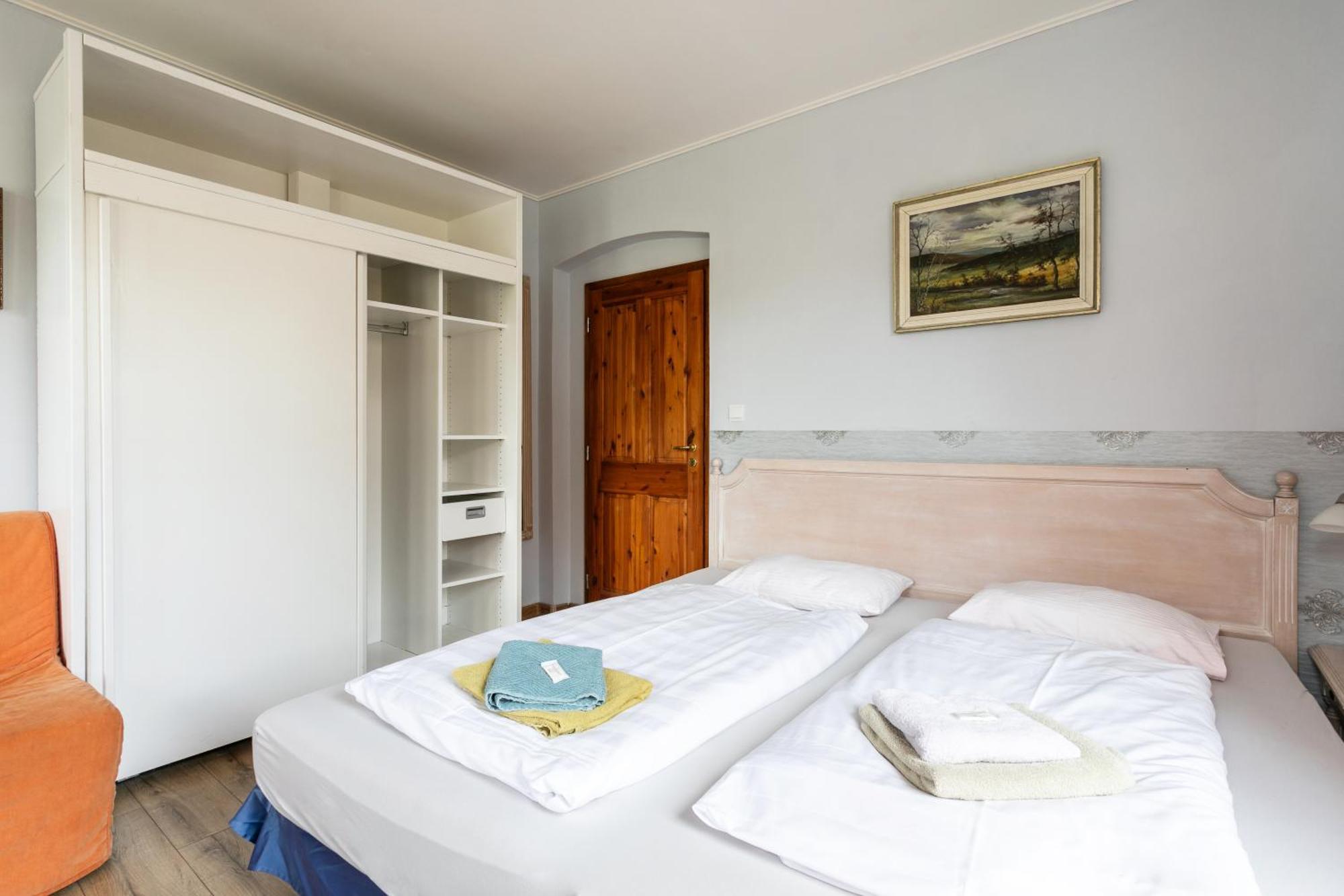 Hotel Panorama ยาคีมอฟ ภายนอก รูปภาพ