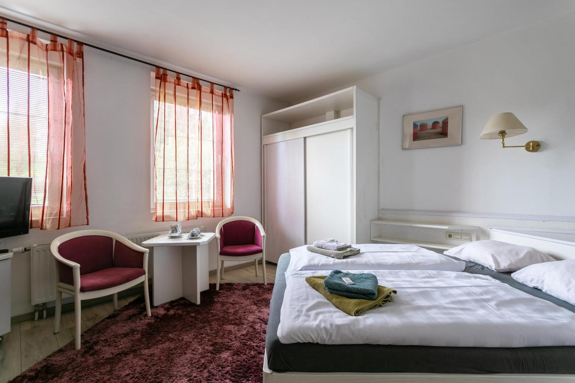 Hotel Panorama ยาคีมอฟ ภายนอก รูปภาพ